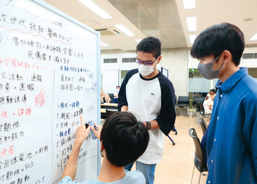 オープンミッション　建築学科の様子