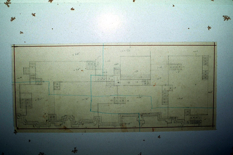 hXP[vEfUC13