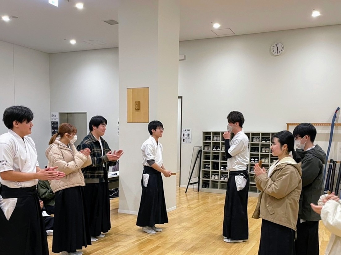 幹部交代の写真